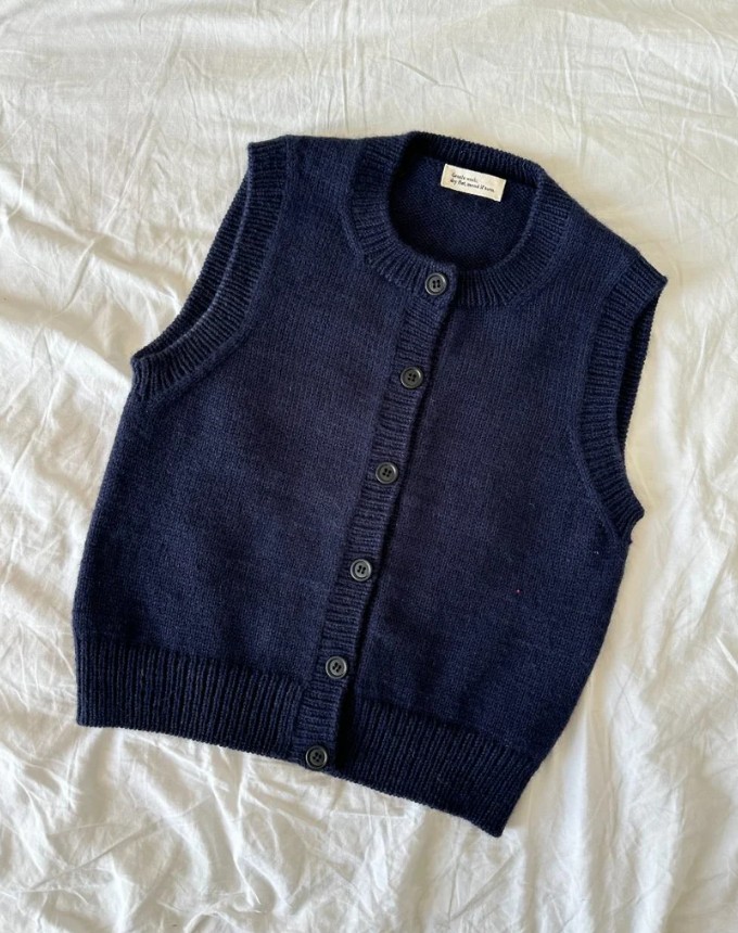 PetiteKnit Maggie Vest - printed pattern - Image 3